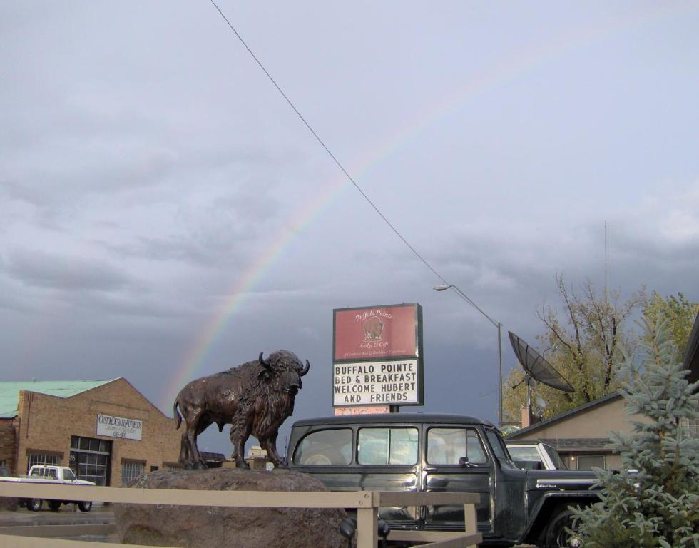 Buffalo Pointe Inn Williams Luaran gambar
